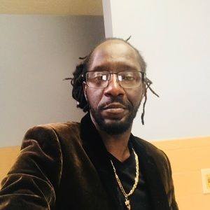 Meet your Posher, Ronnie